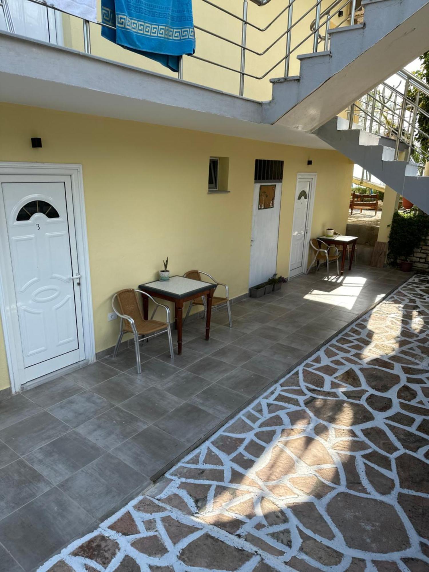 Potami Seashell Hotel Himare Bagian luar foto