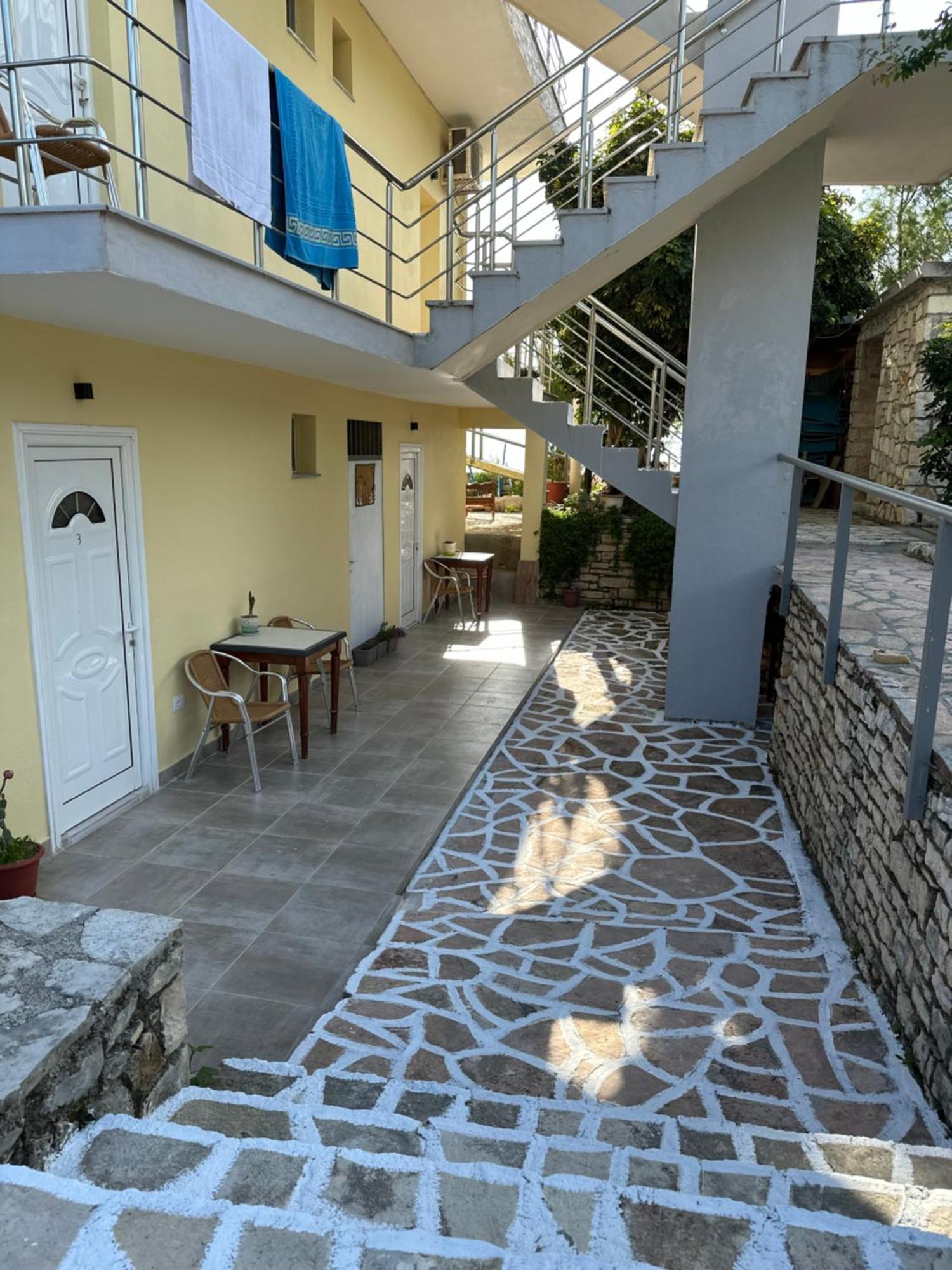 Potami Seashell Hotel Himare Bagian luar foto