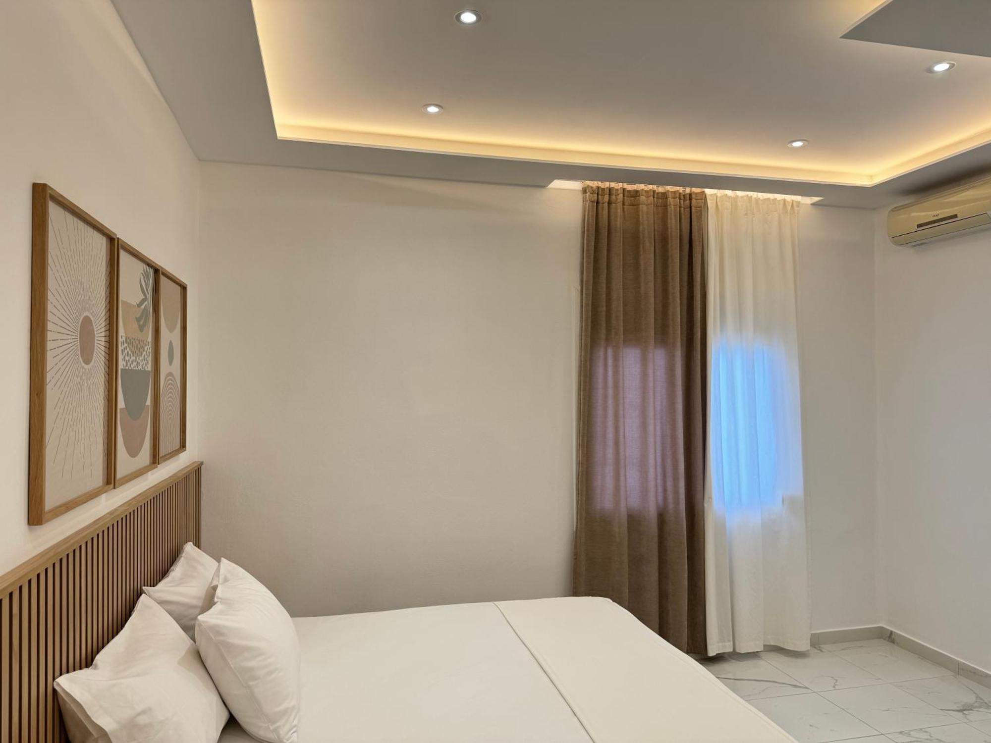 Potami Seashell Hotel Himare Bagian luar foto